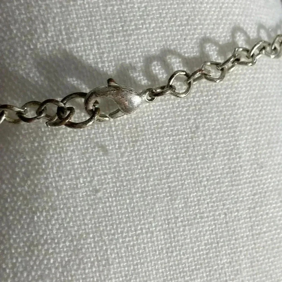 Silver tone petal necklace 17” - Picture 5 of 12